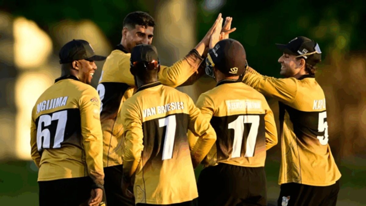Boland down Dolphins in Titanic T20. 
