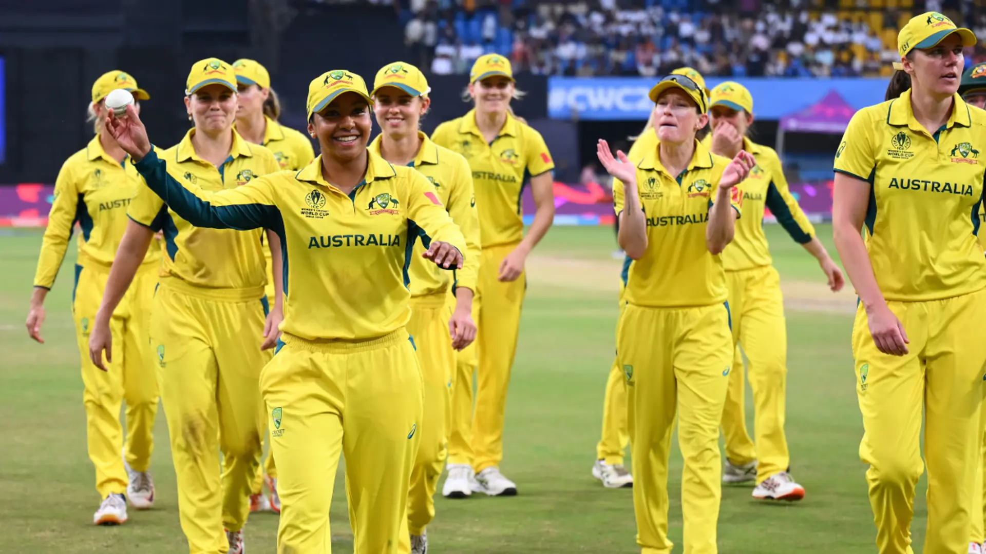 King’s Record-Breaking Spell Powers Australia to Dominant Win Over South Africa