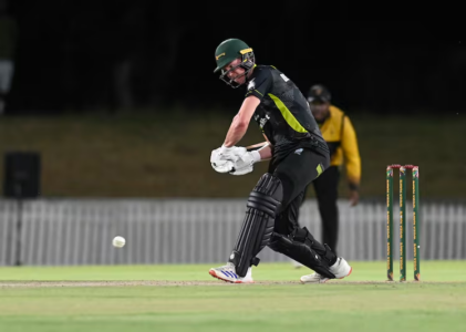 De Villiers leads Warriors to dominate win over Boland