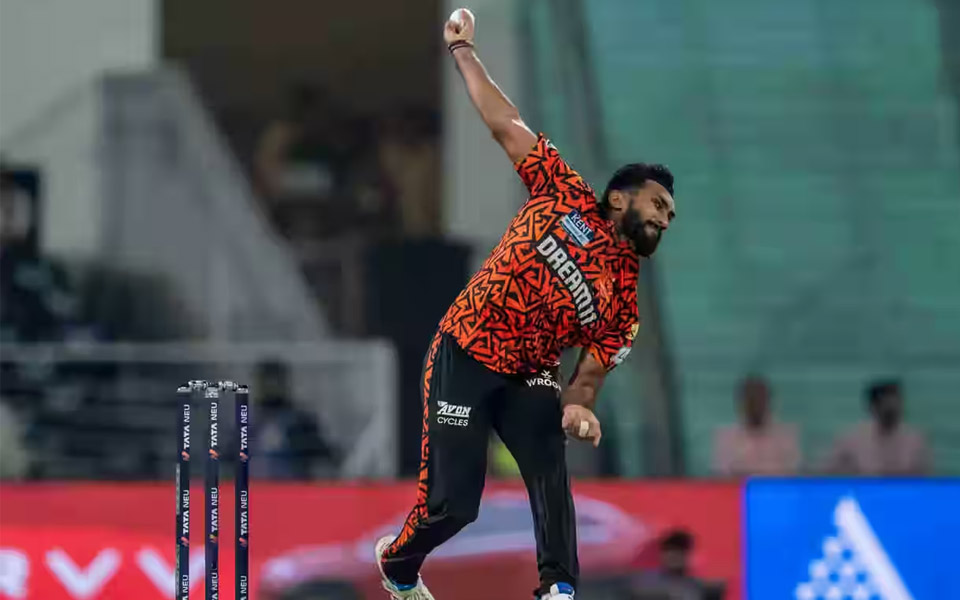 Malinga leads the way as Sunrisers hold nerve to sink CSK